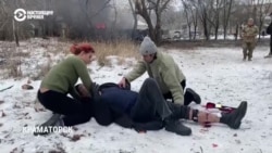 "Бах – и мы в подъезд попадали. Слава богу, все живы". Жители Краматорска – о российских ракетных ударах по центру города "Бах – и мы в подъезд попадали. Слава богу, все живы". Жители Краматорска – о российских ракетных ударах по центру города