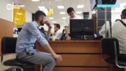 Россияне едут в Беларусь и Центральную Азию за банковскими картами для обхода санкций: как это происходит Россияне едут в Беларусь и Центральную Азию за банковскими картами для обхода санкций: как это происходит