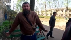 Жители Часова Яра не могут решить, уезжать ли из города, на который наступает армия России. Боятся ли они оккупации?  Жители Часова Яра не могут решить, уезжать ли из города, на который наступает армия России. Боятся ли они оккупации?