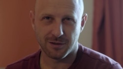 Признаки жизни: российский офицер попросил политического убежища в США
 Признаки жизни: российский офицер попросил политического убежища в США