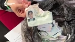 Сами Ата Гуль, этнический казах из Афганистана, разорвал паспорт в аэропорту Астаны, чтобы его не выслали из Казахстана Сами Ата Гуль, этнический казах из Афганистана, разорвал паспорт в аэропорту Астаны, чтобы его не выслали из Казахстана