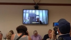 Мосгорсуд оставил без изменений приговор правозащитнику Олегу Орлову по делу о "дискредитации" армии РФ Мосгорсуд оставил без изменений приговор правозащитнику Олегу Орлову по делу о "дискредитации" армии РФ