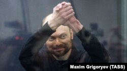 Владимир Кара-Мурза во время рассмотрения жалобы на приговор в Первом апелляционном суде общей юрисдикции, 31 июля 2023 года, фото TASS