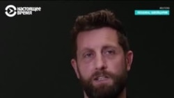 Прорыв в нейрохирургии: в Лозанне парализованному пациенту вживили электроды в мозг, и он теперь снова может ходить Прорыв в нейрохирургии: в Лозанне парализованному пациенту вживили электроды в мозг, и он теперь снова может ходить