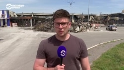 В Харькове продолжают разбирать завалы после удара армии РФ по строительному гипермаркету
 В Харькове продолжают разбирать завалы после удара армии РФ по строительному гипермаркету