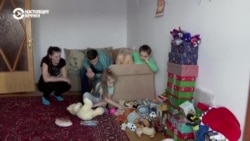 История многодетной семьи из Мариуполя, во второй раз бежавшей от российской агрессии
 История многодетной семьи из Мариуполя, во второй раз бежавшей от российской агрессии