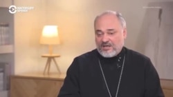 Священник РПЦ сравнивает живущих в России мигрантов с глистами: "Они нас не любят" Священник РПЦ сравнивает живущих в России мигрантов с глистами: "Они нас не любят"