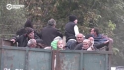 "Пусть в палатках живем, лишь бы дети живы были". В Армению продолжают прибывать беженцы из Карабаха  "Пусть в палатках живем, лишь бы дети живы были". В Армению продолжают прибывать беженцы из Карабаха