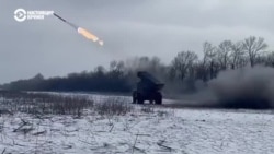 "Идут массово, падают и все равно идут". Репортаж из-под Бахмута, который атакуют российские военные "Идут массово, падают и все равно идут". Репортаж из-под Бахмута, который атакуют российские военные