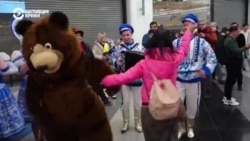 Туристы из Китая снова едут в Россию: их не смущает ни война, ни невозможность расплатиться банковскими картами Туристы из Китая снова едут в Россию: их не смущает ни война, ни невозможность расплатиться банковскими картами