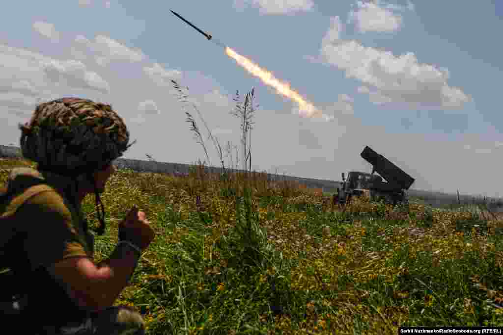 Раздается команда "Огонь!"