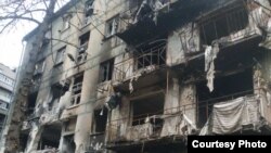 Разрушенный дом на улице Зелинского, 30, в Мариуполе