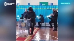 Вбросы и заклеенные камеры: нарушения на выборах в парламент Казахстана Вбросы и заклеенные камеры: нарушения на выборах в парламент Казахстана