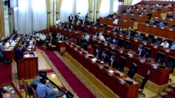 Парламентская коалиция утвердила нового премьер-министра Кыргызстана Парламентская коалиция утвердила нового премьер-министра Кыргызстана