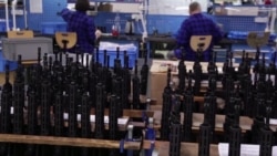 Польша и Чехия увеличивают объемы производства оружия из-за войны в Украине. Репортаж Настоящего Времени  Польша и Чехия увеличивают объемы производства оружия из-за войны в Украине. Репортаж Настоящего Времени