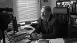 Дмитрий Орешкин: Россия для Лукашенко была дойной коровой, у которой "большое вымя, полное теплой и сладкой нефти" Дмитрий Орешкин: Россия для Лукашенко была дойной коровой, у которой "большое вымя, полное теплой и сладкой нефти"