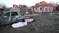 "Не стоит пытаться спрогнозировать, что сделает психопат". Что думают украинцы о ракетных атаках России "Не стоит пытаться спрогнозировать, что сделает психопат". Что думают украинцы о ракетных атаках России