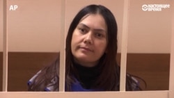 Видео из зала суда: арест няни, обвиняемой в жестоком убийстве ребенка Видео из зала суда: арест няни, обвиняемой в жестоком убийстве ребенка