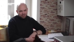 Перекресток: учитель в Коми получил "волчий билет" за одиночный пикет Перекресток: учитель в Коми получил "волчий билет" за одиночный пикет