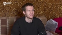 "Подходили с битами, говорили: платите". Москвич рассказывает, как автобус, на котором он бежал в Казахстан, остановили бандиты "Подходили с битами, говорили: платите". Москвич рассказывает, как автобус, на котором он бежал в Казахстан, остановили бандиты