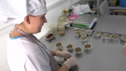 Как работа помогла девушке с аутизмом изменить жизнь Как работа помогла девушке с аутизмом изменить жизнь