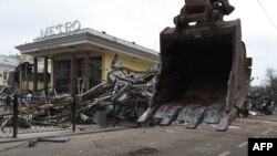 Снос павильонов у станции метро "Чистые пруды"