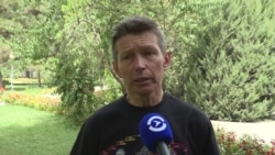 Выжившие в аварии вертолета на Памире альпинисты рассказали детали крушения Выжившие в аварии вертолета на Памире альпинисты рассказали детали крушения