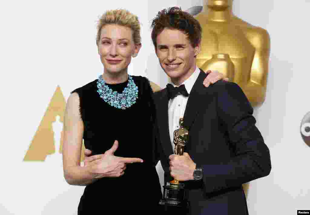 Эдди Редмейн ("Оскар-2014" за "Теорию всего") и актриса Кейт Бланшетт ("Оскар-2005" за "Авиатор" и "Оскар-2013" за "Жасмин")