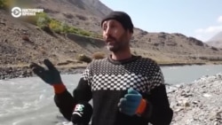 В Таджикистане тысячи частников добывают золото на реке Зерашван. Вот как это происходит  В Таджикистане тысячи частников добывают золото на реке Зерашван. Вот как это происходит