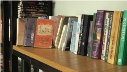 Как судья из Одессы Александр Гарский приговаривает к чтению книг Как судья из Одессы Александр Гарский приговаривает к чтению книг