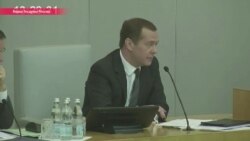 Медведев не стал комментировать "абсолютно лживые продукты политических проходимцев" Медведев не стал комментировать "абсолютно лживые продукты политических проходимцев"