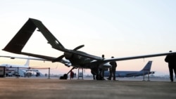 "Байрактары" возвращаются: как беспилотники, прославившиеся в начале войны, помогают контрнаступлению ВСУ "Байрактары" возвращаются: как беспилотники, прославившиеся в начале войны, помогают контрнаступлению ВСУ