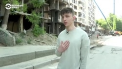 "К квартиру залетел огонь, полетели осколки. Не знаю, каким чудом я выжил". Рассказы жителей дома в Киеве, в который попала ракета "К квартиру залетел огонь, полетели осколки. Не знаю, каким чудом я выжил". Рассказы жителей дома в Киеве, в который попала ракета