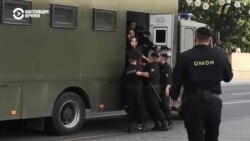 Как ОМОН задерживал протестующих в Минске 14 июля Как ОМОН задерживал протестующих в Минске 14 июля