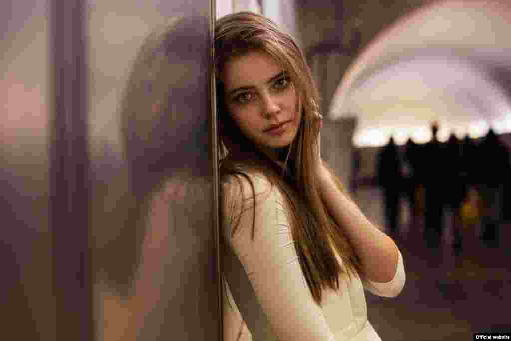 Кристина, жительница Москвы, фотопроект "Атлас красоты" (Atlas of Beauty) Микаэлы Норок (Mihaela Noroc) 