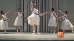 Маленькая танцовщица Маленькая танцовщица