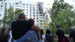 Спасатели эвакуируют жителей дома в Харькове, а также их собак и кошек: в дом 15 сентября попала российская авиабомба  Спасатели эвакуируют жителей дома в Харькове, а также их собак и кошек: в дом 15 сентября попала российская авиабомба