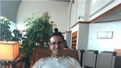 Аферист из "Тиндера". В Грузии задержали предполагаемого мошенника из приложения для знакомств Аферист из "Тиндера". В Грузии задержали предполагаемого мошенника из приложения для знакомств