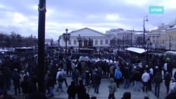 Как менялись зарплаты и оборудование разгоняющих протесты в современной России Как менялись зарплаты и оборудование разгоняющих протесты в современной России