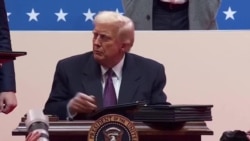 Трамп подписал первые указы: что теперь грозит незаконным мигрантам в США? Трамп подписал первые указы: что теперь грозит незаконным мигрантам в США?