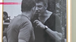 Цепенда: "Вот по этим ступеням поднимался Борис Ефимович на работу..." Цепенда: "Вот по этим ступеням поднимался Борис Ефимович на работу..."