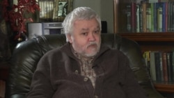 Максим Кронгауз: "Не феминитивы вызывают бурную реакцию, а продавливание их в русский язык" Максим Кронгауз: "Не феминитивы вызывают бурную реакцию, а продавливание их в русский язык"