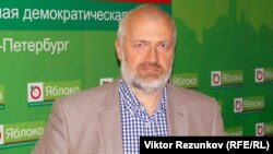 Михаил Амосов