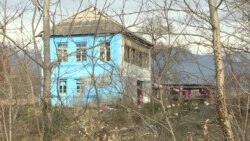 В "русском" селе в Грузии до сих пор нет дороги и газа. Жители пригрозили бойкотировать выборы В "русском" селе в Грузии до сих пор нет дороги и газа. Жители пригрозили бойкотировать выборы