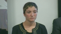 Сотни езидских женщин и девочек находятся плену у "ИГИЛ" Сотни езидских женщин и девочек находятся плену у "ИГИЛ"