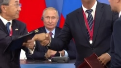 Путин предложил Абэ заключить мирный договор между двумя странами Путин предложил Абэ заключить мирный договор между двумя странами