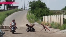 КПП Луганска - "анархия мать порядка" КПП Луганска - "анархия мать порядка"