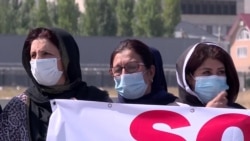 Кыргызстан годами отказывает в убежище афганцам. Они не выдержали и вышли на митинг в Бишкеке Кыргызстан годами отказывает в убежище афганцам. Они не выдержали и вышли на митинг в Бишкеке