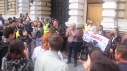 В Одессе требуют отставки главного силовика области: в городе в упор расстреляли активиста В Одессе требуют отставки главного силовика области: в городе в упор расстреляли активиста