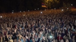 Премьер-министр Армении Никол Пашинян ушел в отставку Премьер-министр Армении Никол Пашинян ушел в отставку